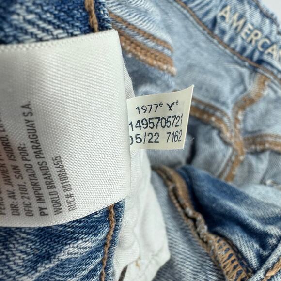 AE American Eagle Women's Low Rise Denim Baggy Skater Shorts Sz 10 - Picture 7 of 9